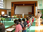 山形名物青菜漬けの講座は、毎年大盛況。真剣な眼差しです。